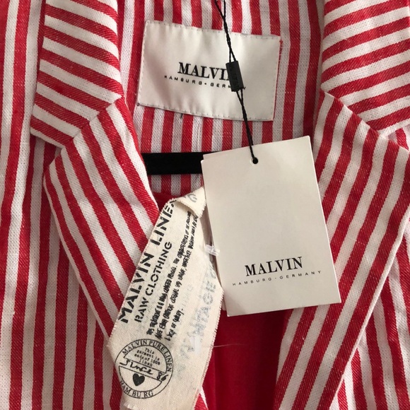 Linen Blazer - Picture 3 of 6